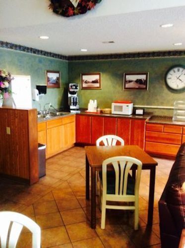 Forty Club Inn Deerwood 外观 照片
